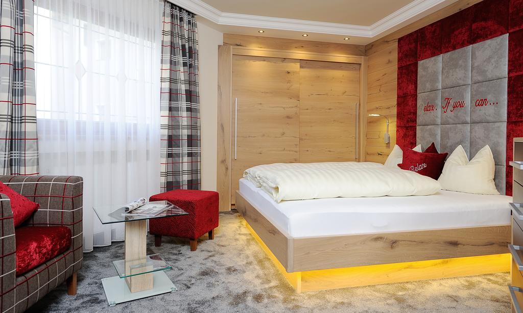 Hotel Garni Stefanie Ischgl Room photo